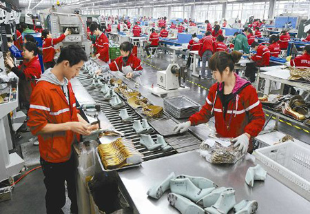 精准帮扶外贸企业保市场、保订单、保份额