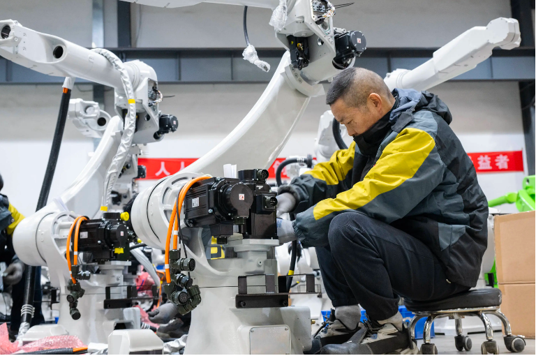 工业经济平稳向好 新型工业化加速推进