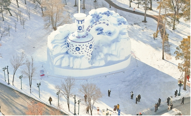 经典游戏IP与哈尔滨文旅联动引爆“冰雪冒险季”